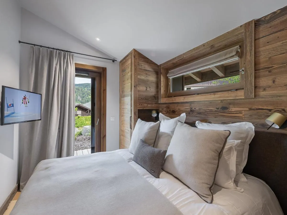 Chalet A Megeve Avec Wellness: 6 Adultes, 4 Enfants, Ascenseur, Terrasse, Cheminee, Acces Sauna/Piscine - Fr-1-569-56 0*,