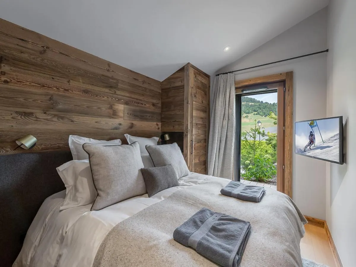 Chalet A Megeve Avec Wellness: 6 Adultes, 4 Enfants, Ascenseur, Terrasse, Cheminee, Acces Sauna/Piscine - Fr-1-569-56 Frankrijk